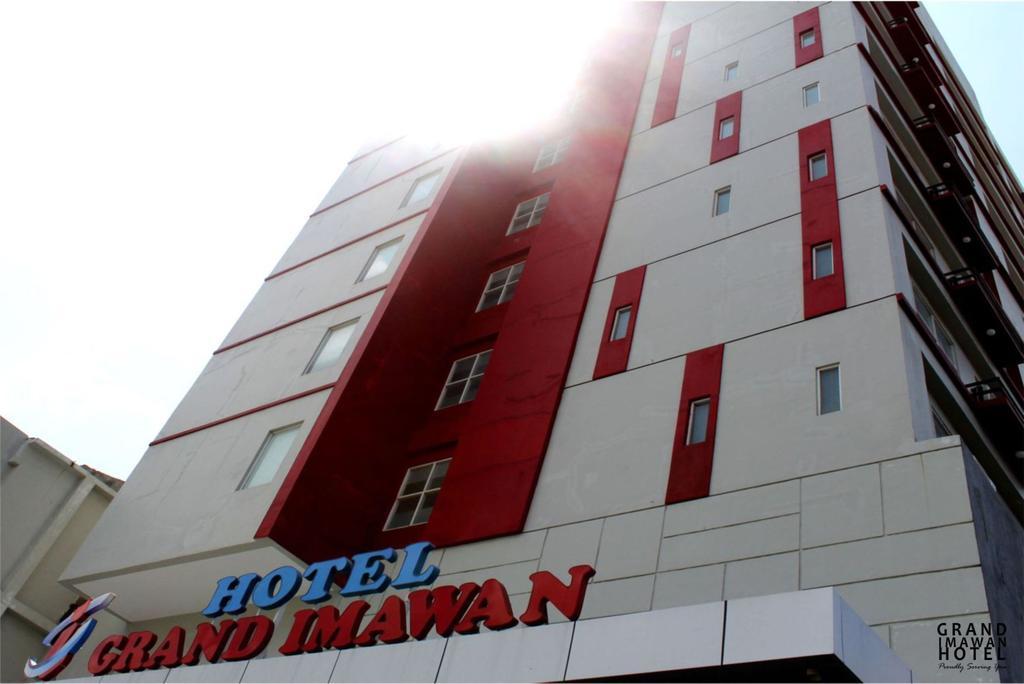 Grand Imawan Hotel Макасар Экстерьер фото